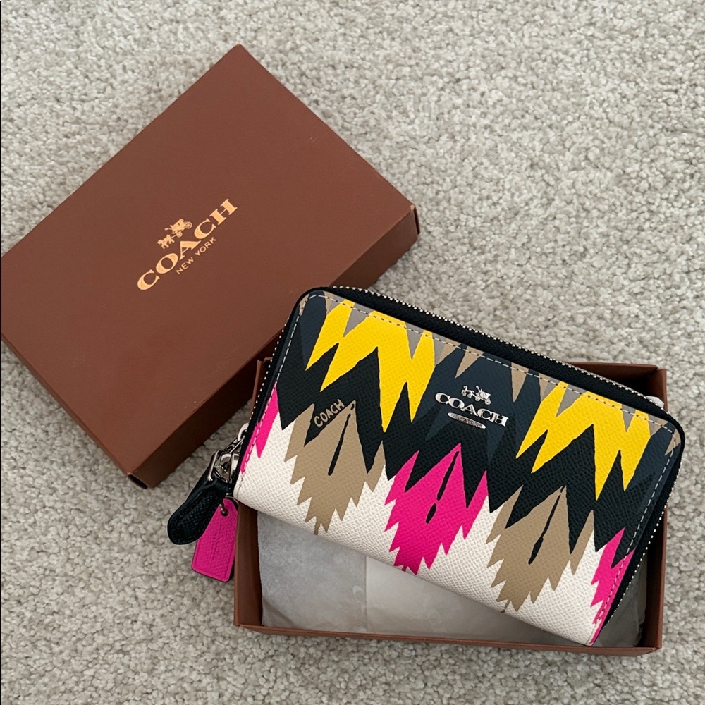 Coach Women's Vibrant Patterned Wallet